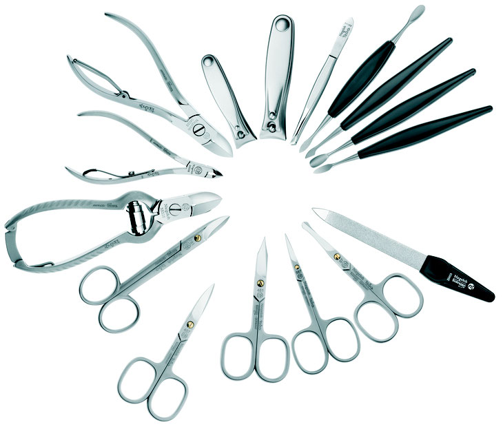 Toenail cutting clippers